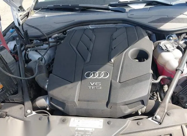 WAU8DAF8XKN018356 2019 2019 Audi A8- L 55 10