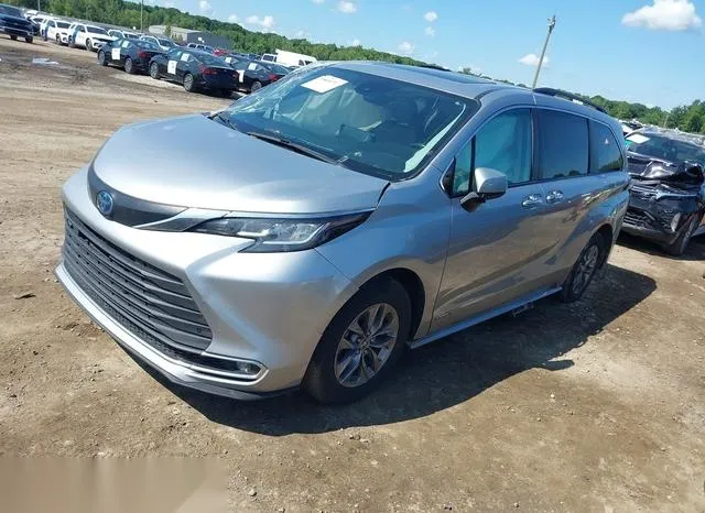 5TDJSKFC2MS024296 2021 2021 Toyota Sienna- Xle 2