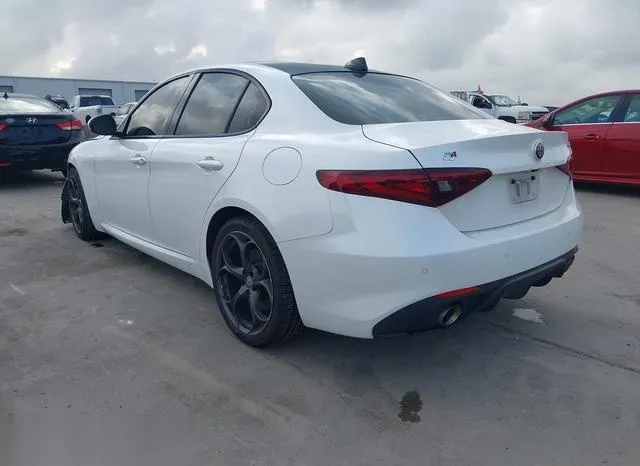 ZARFAEEN7H7540494 2017 2017 Alfa Romeo Giulia- Ti Awd 3