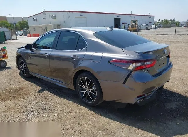 4T1S31AK1RU630911 2024 2024 Toyota Camry- Hybrid Se 3