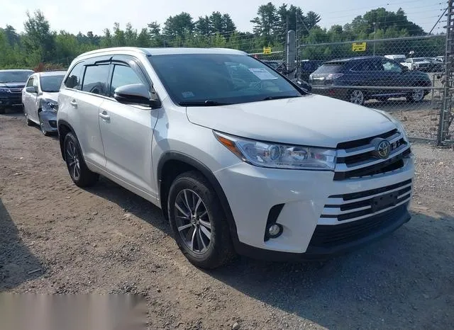 5TDJZRFH5JS812761 2018 2018 Toyota Highlander- Xle 1