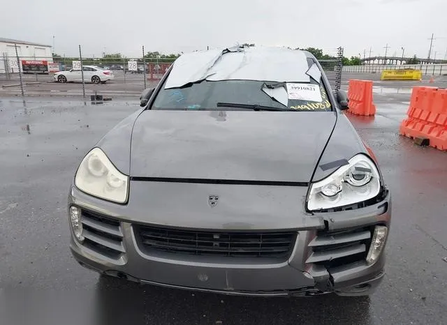 WP1AA2APXALA01356 2010 2010 Porsche Cayenne 6