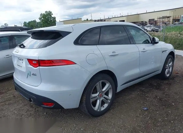 SADCL2BV5HA496688 2017 2017 Jaguar F-Pace- 35T R-Sport 4