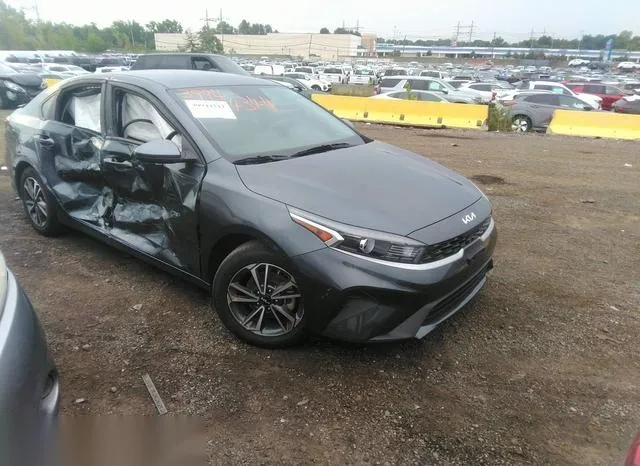 3KPF24AD9PE548058 2023 2023 KIA Forte- Lxs 1