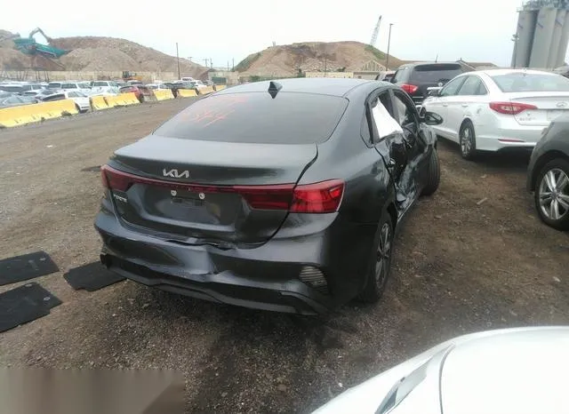 3KPF24AD9PE548058 2023 2023 KIA Forte- Lxs 4