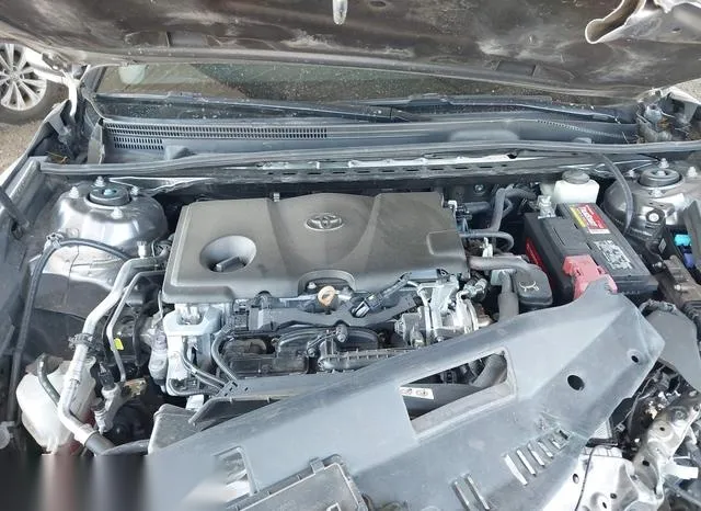 4T1B11HKXJU014561 2018 2018 Toyota Camry- SE 10