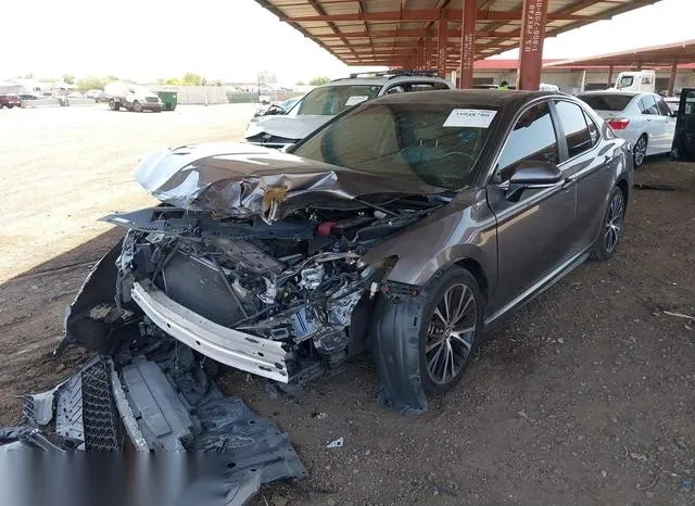 4T1B11HKXJU014561 2018 2018 Toyota Camry- SE 2