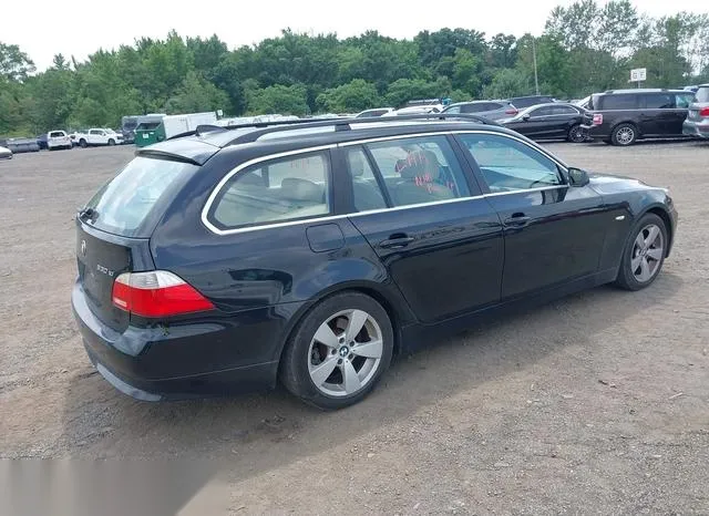 WBANN73526CN00558 2006 2006 BMW 530XIT 4