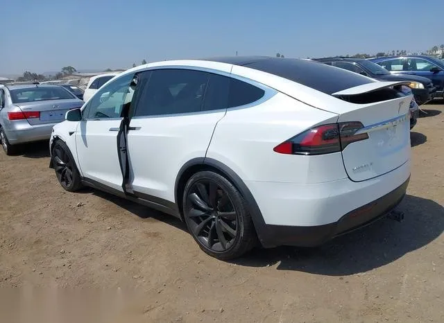 5YJXCBE21JF103538 2018 2018 Tesla Model X- 100D/75D/P100D 3