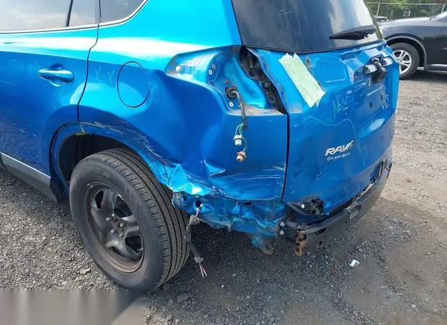 JTMBFREV3JJ736152 2018 2018 Toyota RAV4- LE 6