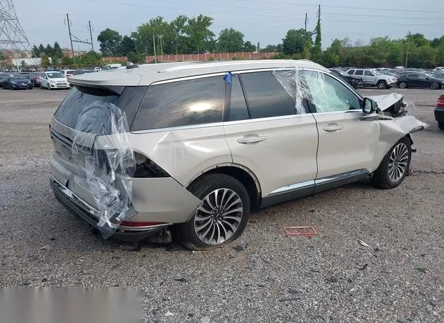 5LM5J7XC9MGL11413 2021 2021 Lincoln Aviator- Reserve 4