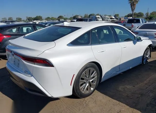 JTDAAAAA5NA004836 2022 2022 Toyota Mirai- Xle 4