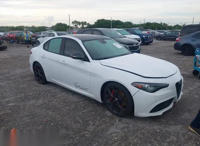 ZARFAMAN4K7612193 2019 2019 Alfa Romeo Giulia- Sport Rwd 1