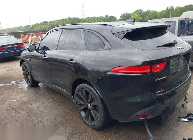 SADCL2EV1JA264123 2018 2018 Jaguar F-Pace- 35T R-Sport 3