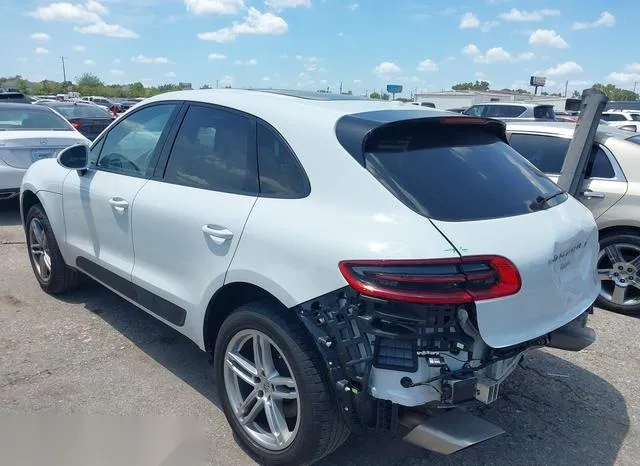 WP1AA2A53JLB15651 2018 2018 Porsche Macan 3