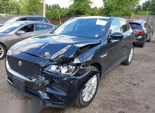 SADCK2BV0HA888173 2017 2017 Jaguar F-Pace- 35T Prestige 2