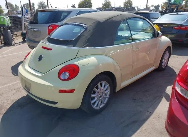 3VWRF31Y76M303405 2006 2006 Volkswagen New Beetle- 2-5 4