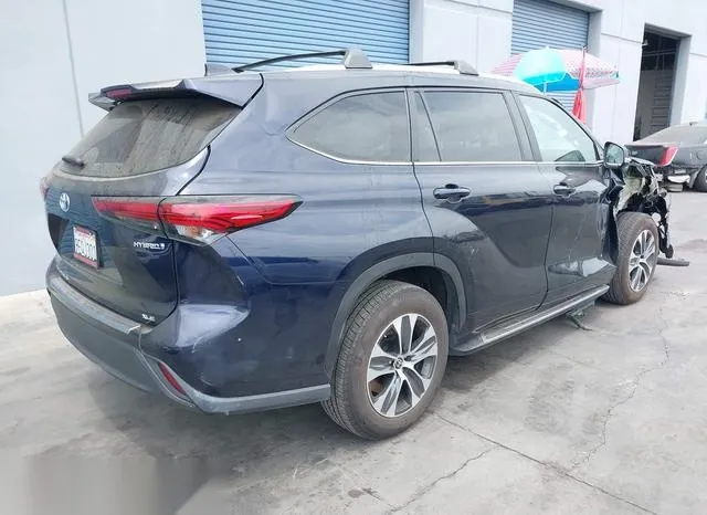 5TDKARAH7PS521027 2023 2023 Toyota Highlander- Hybrid Xle 4