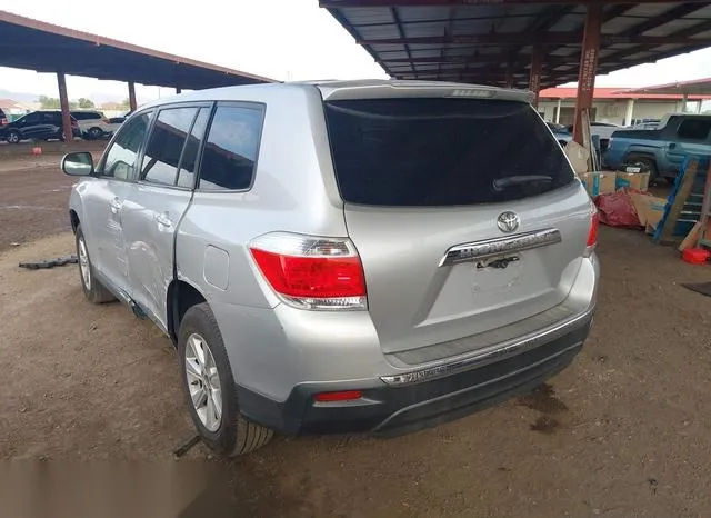 5TDZA3EH5CS021805 2012 2012 Toyota Highlander 3