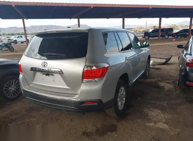 5TDZA3EH5CS021805 2012 2012 Toyota Highlander 4