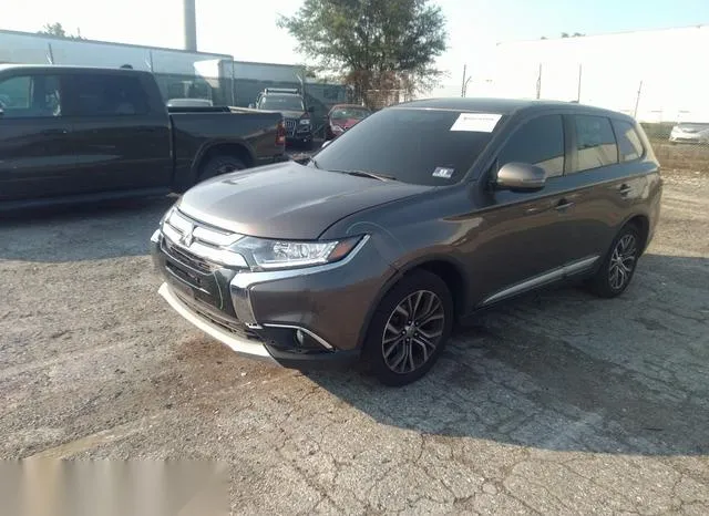 JA4AD3A35JZ060205 2018 2018 Mitsubishi Outlander- SE 2