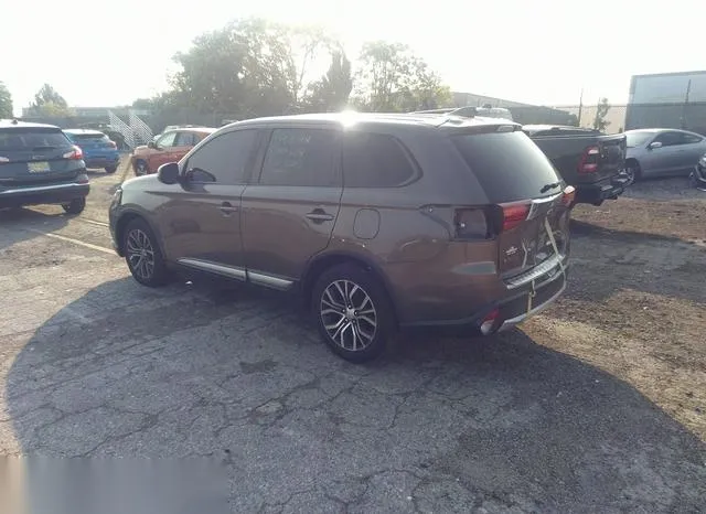 JA4AD3A35JZ060205 2018 2018 Mitsubishi Outlander- SE 3