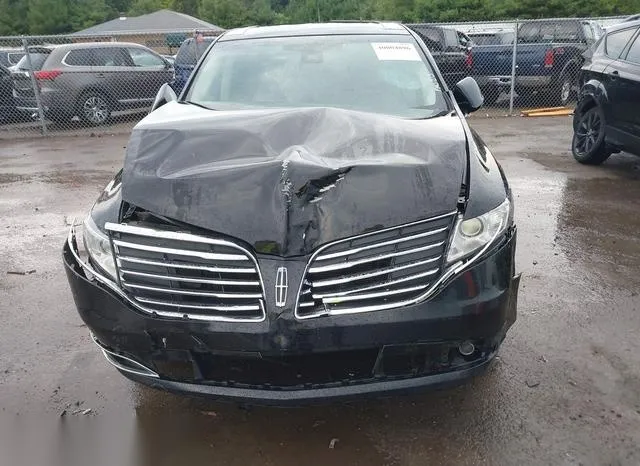 2LMHJ5AT7KBL00786 2019 2019 Lincoln MKT- Reserve 6