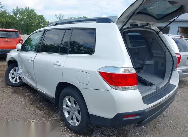 5TDBK3EH9BS041293 2011 2011 Toyota Highlander- Base V6 3