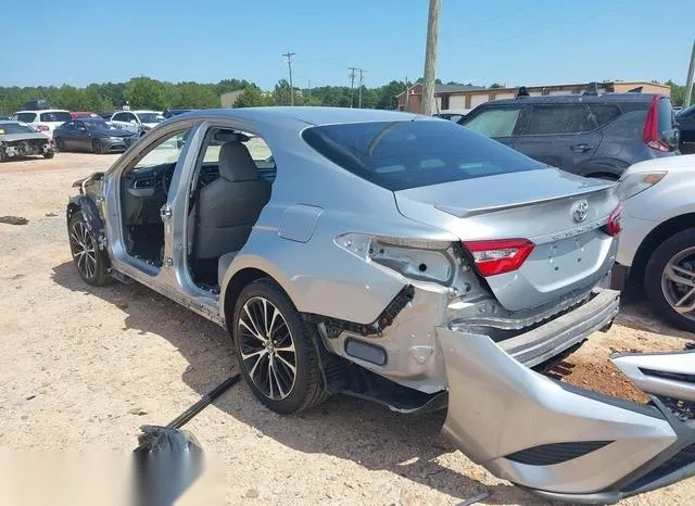 4T1B11HKXJU642569 2018 2018 Toyota Camry- SE 3