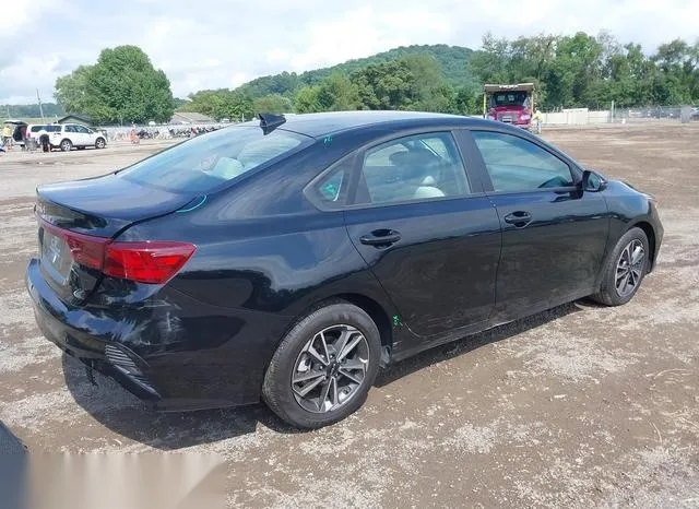 3KPF24AD7PE581057 2023 2023 KIA Forte- Lxs 4