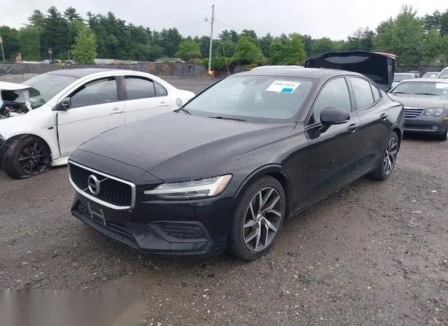 7JR102FK0KG014520 2019 2019 Volvo S60- T5 Momentum 2