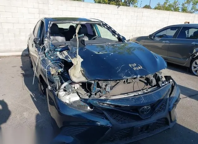 4T1B11HK0JU618720 2018 2018 Toyota Camry- SE 6