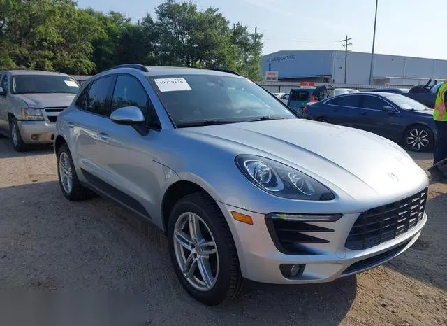 WP1AA2A55HLB82780 2017 2017 Porsche Macan 1