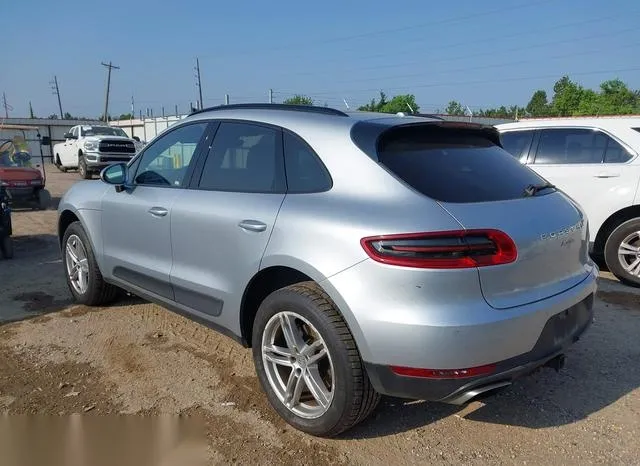 WP1AA2A55HLB82780 2017 2017 Porsche Macan 3