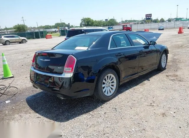 2C3CCAAG0CH229143 2012 2012 Chrysler 300 4