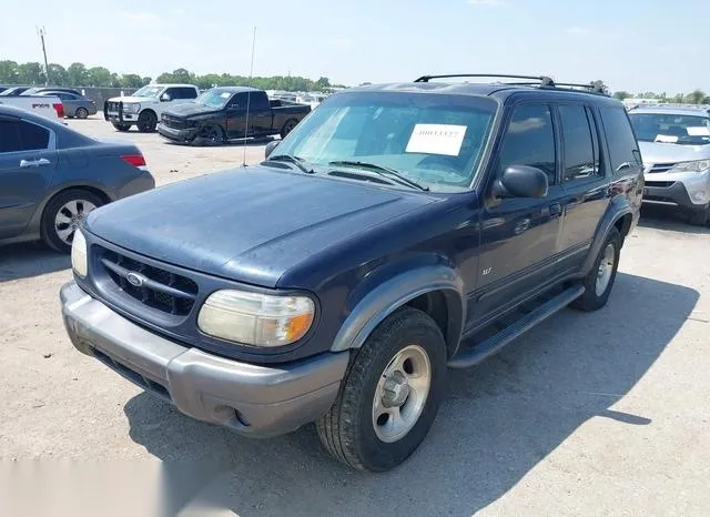 1FMZU63E1YZB59666 2000 2000 Ford Explorer- Xlt 2