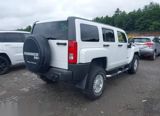 5GTMNGEE0A8122658 2010 2010 Hummer H3- SUV 4