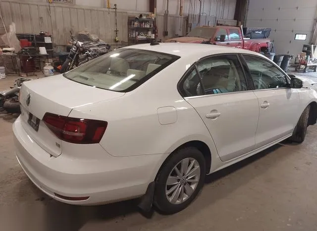 3VWD67AJ6GM392440 2016 2016 Volkswagen Jetta- 1-4T Se 4