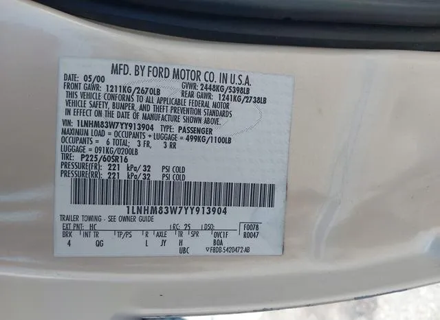 1LNHM83W7YY913904 2000 2000 Lincoln Town Car- Cartier 9