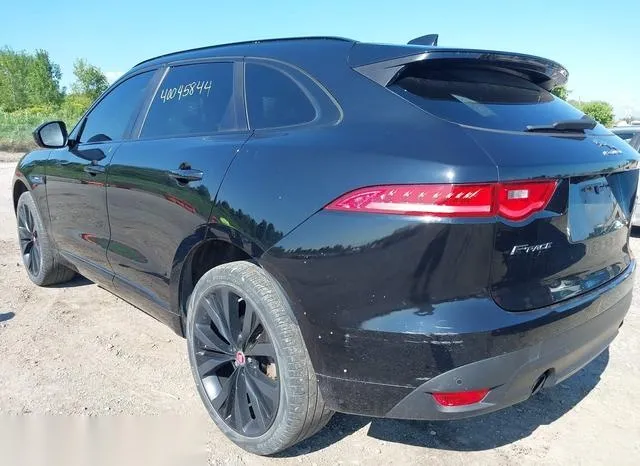 SADCL2GX5JA282798 2018 2018 Jaguar F-Pace- 30T R-Sport 3