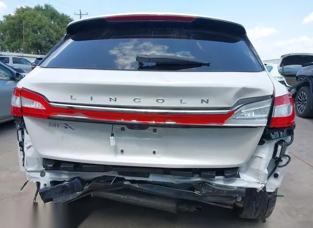 2LMPJ6LR2JBL41036 2018 2018 Lincoln MKX- Reserve 6