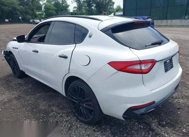 ZN661XUL0HX246715 2017 2017 Maserati Levante 3