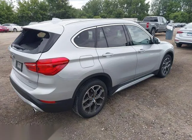 WBXJG9C08L5P97298 2020 2020 BMW X1- Xdrive28I 4