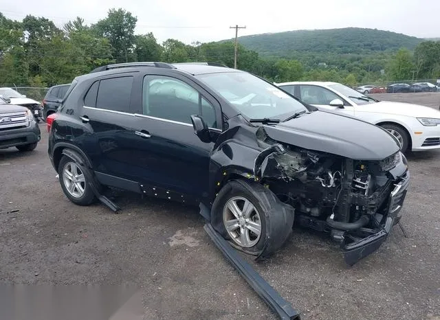 KL7CJPSB2LB002422 2020 2020 Chevrolet Trax- Awd Lt 6