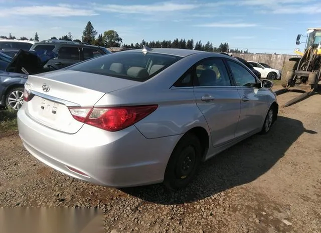 5NPEB4AC4BH005725 2011 2011 Hyundai Sonata- Gls 4