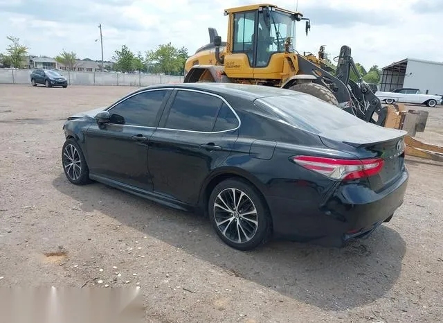 4T1B11HK8JU675098 2018 2018 Toyota Camry- SE 3