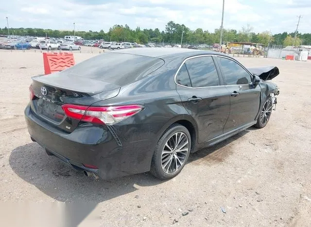 4T1B11HK8JU675098 2018 2018 Toyota Camry- SE 4