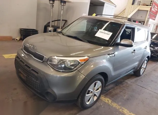 KNDJN2A27F7219426 2015 2015 KIA Soul 2