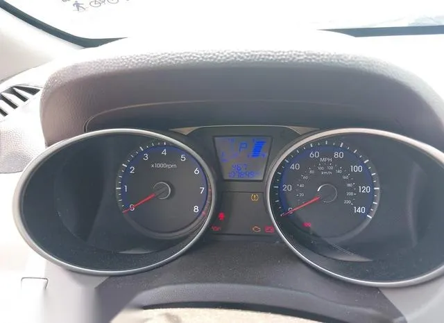 KM8JU3AC0CU387614 2012 2012 Hyundai Tucson- Gls 7