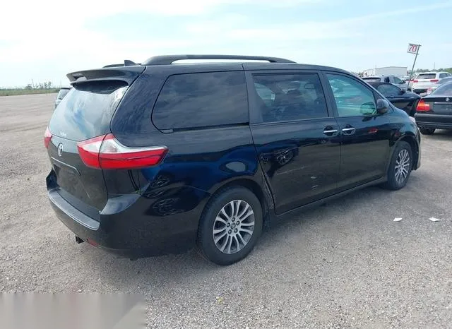 5TDYZ3DC6JS912855 2018 2018 Toyota Sienna- Xle 8 Passenger 4